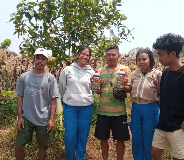 PUPUK CAIR SEGALA TANAMAN